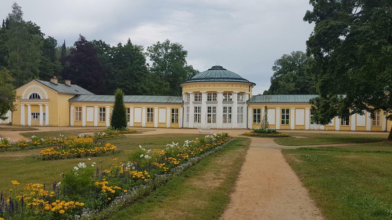 Apartman U Kolonady Mariánské Lázně Dış mekan fotoğraf